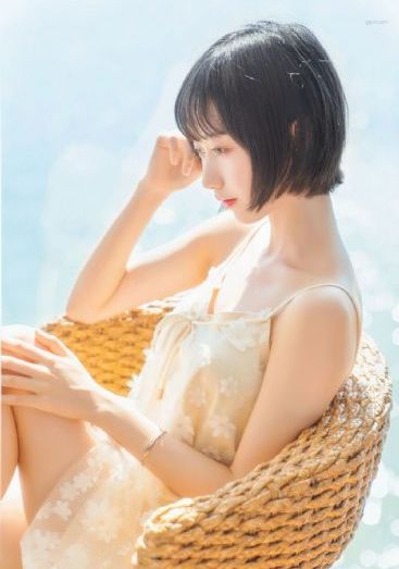 免费看美女胸视频app软件_BD英语免费在线播放