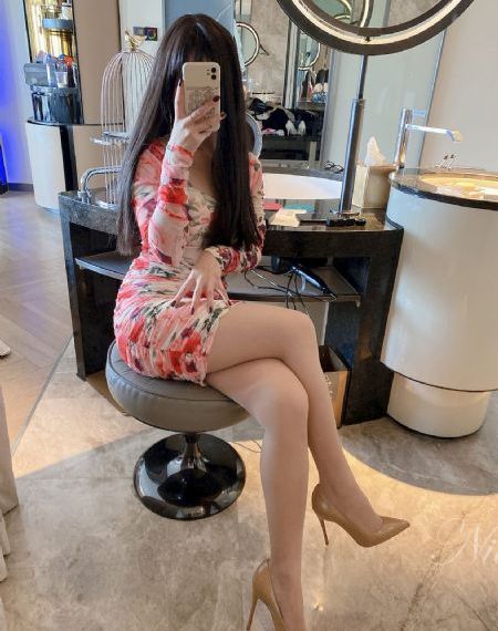 美女极品粉嫩美鮑在线观看_免费观看高清版