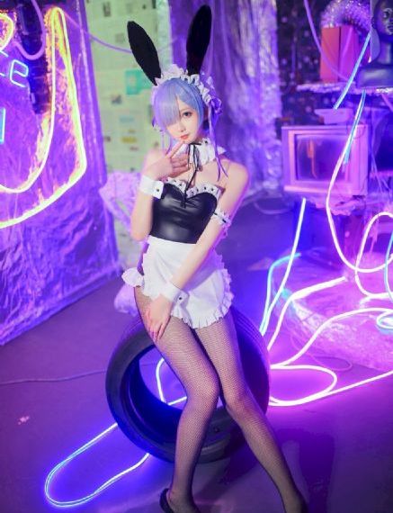 日韩美女在线免费观看_1080P手机免费观看完整
