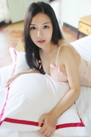 少妇aa_超清免费在线观看