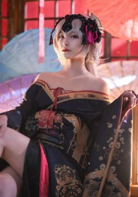 亚洲欧美丝袜另类清纯_BD英语手机在线看